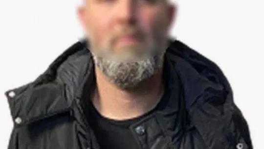 Bağcılar'da 2 adrese uyuşturucu baskını: 6 gözaltı