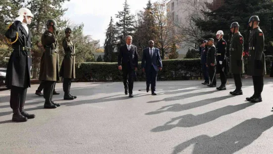 Bakan Akar, Kongo Demokratik Cumhuriyeti Milli Savunma Bakanı Kurhenga ile görüştü