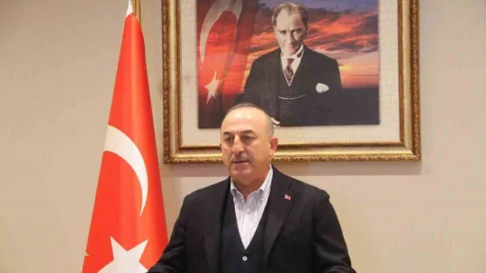 Bakan Çavuşoğlu: '36 ülkeden 3 bin 319 arama kurtarma personeli sahada'