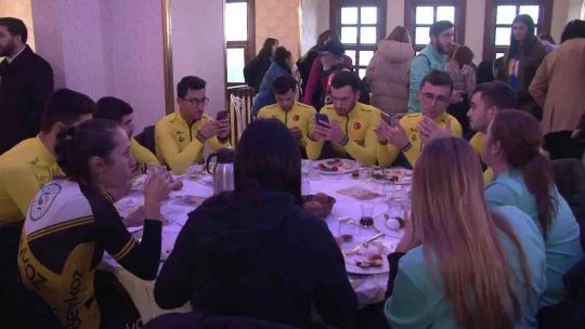 Bakan Kasapoğlu, '2002 yılında 278 bin olan lisanslı sporcu sayımız bugün 12 milyona yükseldi'