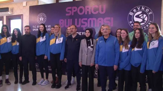 Bakan Kasapoğlu, '2002 yılında 278 bin olan lisanslı sporcu sayımız bugün 12 milyona yükseldi'