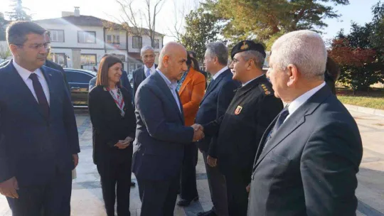 Bakan Kirişçi, Edirne Valiliği'ni ziyaret etti