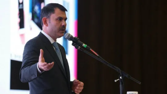 Bakan Kurum: 'Gençlerimiz için geleceğin şehrini dizayn edecekleri şehircilik maratonu düzenliyoruz'