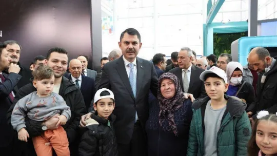 Bakan Kurum: 'Gençlerimiz için geleceğin şehrini dizayn edecekleri şehircilik maratonu düzenliyoruz'