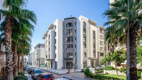 Bakan Kurum: 'Hiçbir anını unutmadan İzmir'imizde depremin izlerini silmeye çalıştık'