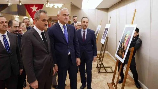 Bakan Özer: 'Gelinen noktada 110 milyon kitabı olan kütüphaneye sahip olduk'