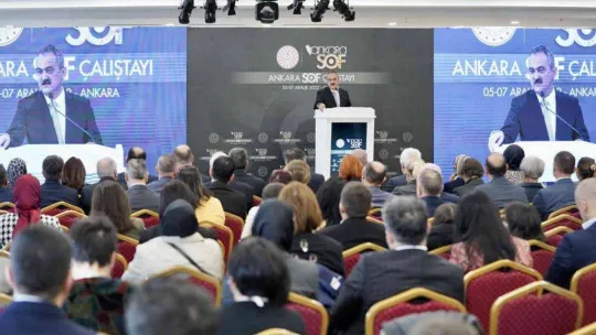 Bakan Özer: 'Sof Kumaşı'nda yurt dışına ihraç etmeyle ilgili Bakanlık olarak her türlü inisiyatifi alacağız'