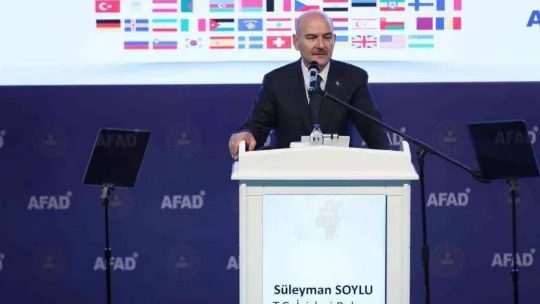 Bakan Soylu: 'Türkiye çapında kurulan 27 afet bölgesel lojistik depo ve 54 lojistik destek depomuz var'