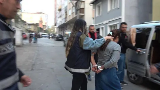 Bakan Soylu'nun yönettiği operasyonda 63 kişi tutuklandı