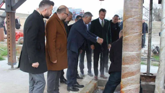Bakan Yardımcısı Alpaslan, Kırklareli'nde jeotermal su kuyusu alanını inceledi