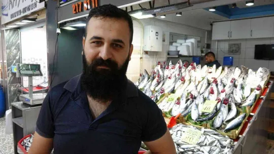 Balık fiyatları düştü, vatandaşların ilgisi arttı