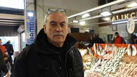 Balık fiyatları geriledi, hamsinin fiyatı 110 TL'den 60 TL'ye düştü