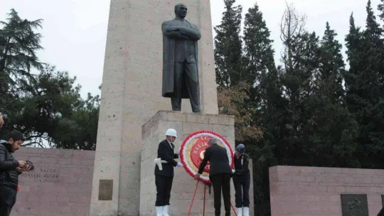 Balıkesir Ata'sını andı