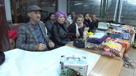 Balıkesir'de bit pazarı ilgi gördü