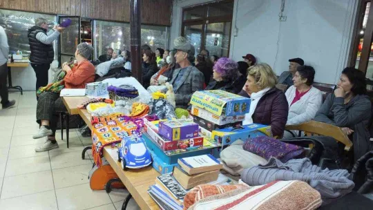 Balıkesir'de bit pazarı ilgi gördü