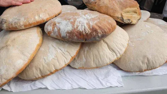 Balıkesir'de fırıncı üniversiteliler