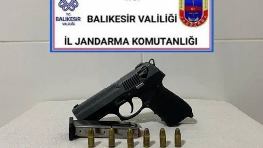 Balıkesir'de jandarmadan 14 şahsa 'Huzur' operasyonu