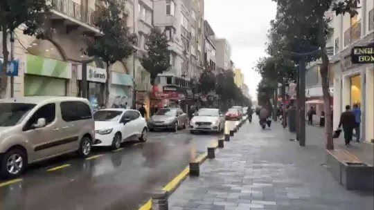 Balıkesir'de sağanak yağış etkili oldu