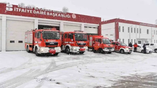 Balıkesir, depremin yaralarını sarmak için yola çıktı