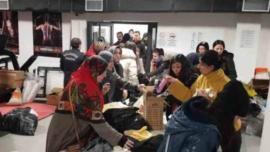 Balıkesir depremzedeler için kenetlendi