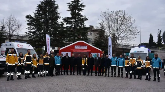 Balıkesir'e, 4 ambulans ve 1 adet Umke aracı teslim edildi