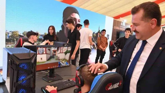 Balıkesir'in gençlik projeleri, Ankara'da göz doldurdu