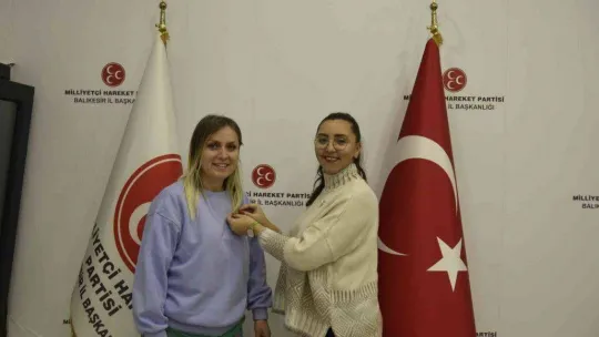 Balıkesir MHP yeni üyelerle büyüyor