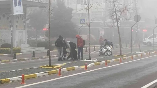 Balıkesirliler yılın son gününe sisle uyandı