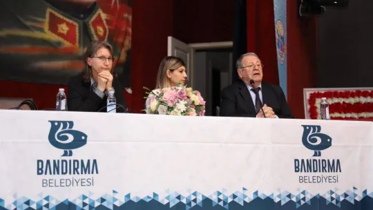 Balkan göçmenleri Bandırma Belediyesi'nin çalıştayında buluştu