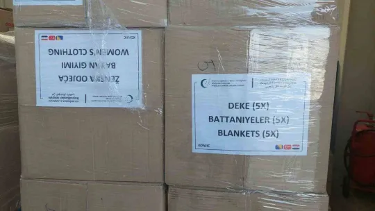 Balkanlardan akın akın deprem için geliyorlar: Yollarda tır kuyrukları