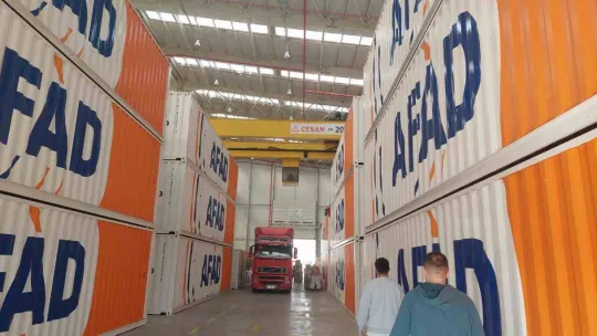 Balkanlardan akın akın deprem için geliyorlar: Yollarda tır kuyrukları