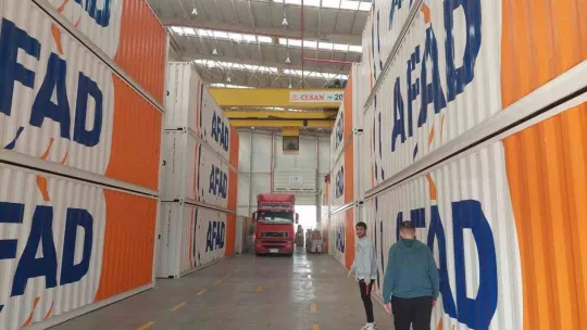 Balkanlardan akın akın deprem için geliyorlar: Yollarda tır kuyrukları