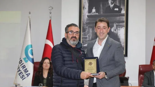 Bandırma Belediyesi 2022 yılının son meclis toplantısını gerçekleştirdi