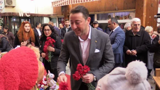 Bandırma'da el emeği yılbaşı alışveriş günleri başladı