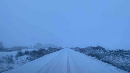 Bandırma'da kar yağışı etkili oldu