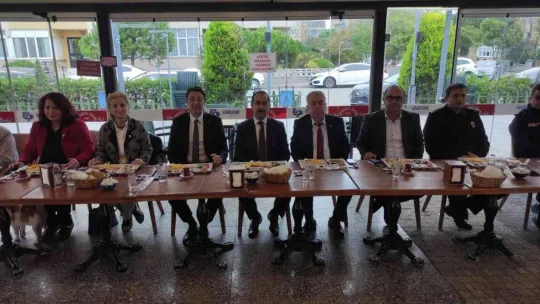 Bandırma'da muhtarlar günü kutlandı