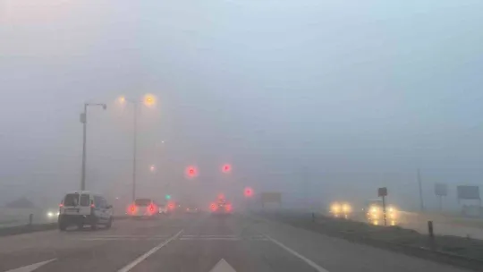 Bandırma'da sis etkili oldu