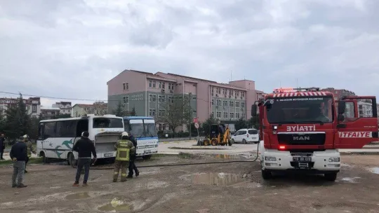 Bandırma'da sürücü adayı aracına kundaklama