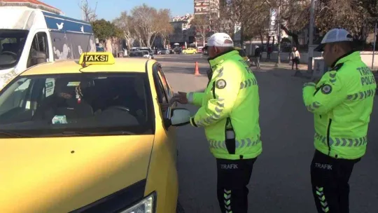 Bandırma'da ticari taksiler denetlendi