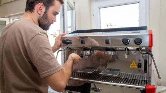 Barista olmak isteyen KO-MEK'e