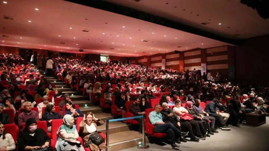 Başakşehir'de 'Mavi Kuş' sezona ilgiyle başladı