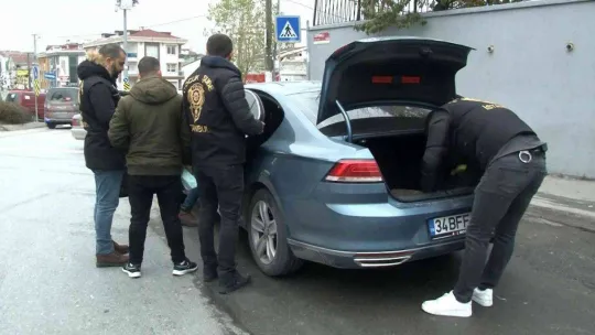 Başakşehir'de korsan öğrenci servisi yakalandı