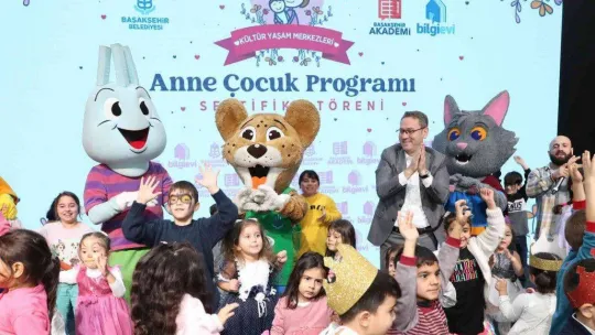 Başakşehir'de mutluluk kaynağı: Anne çocuk merkezleri
