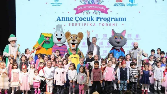 Başakşehir'de mutluluk kaynağı: Anne çocuk merkezleri