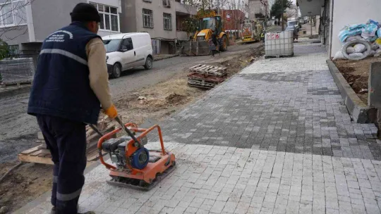 Başakşehir'de üst yapı çalışmaları 7/24 sürüyor