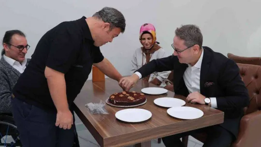 Başakşehir Engelsiz Yaşam Merkezi hayatlara dokunuyor