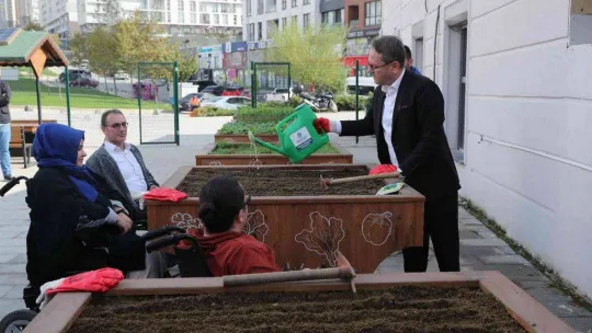 Başakşehir Engelsiz Yaşam Merkezi hayatlara dokunuyor