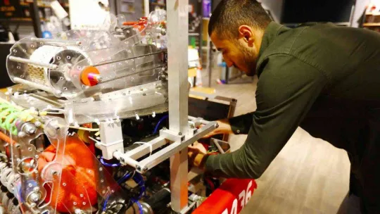 Başakşehir'in genç mühendisleri başarıdan başarıya koşuyor