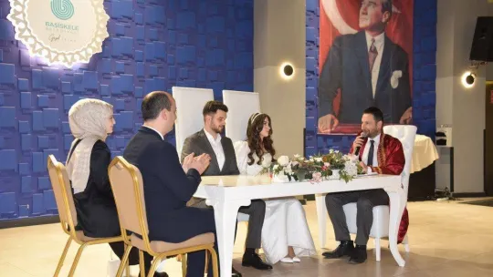 Başiskele'de bu yıl 942 çift dünya evine girdi