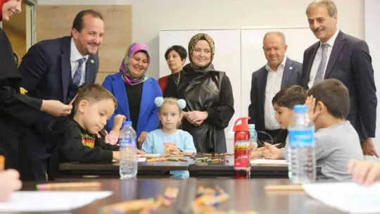 Başkan Alemdar: 'Gençlerimiz için yapılan yatırım ve hizmetler bizim önceliğimiz'